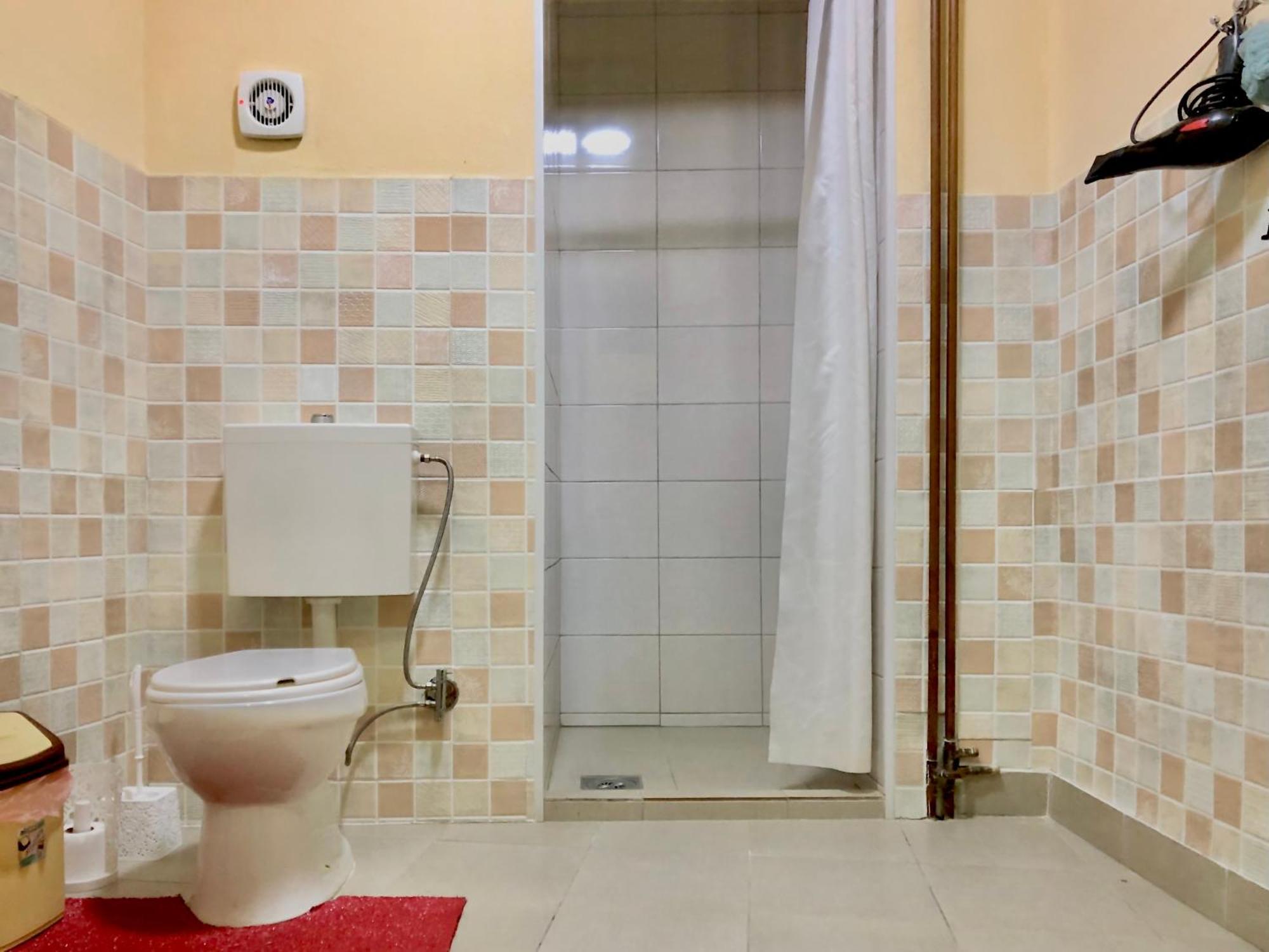 Urban Boutique Hotel Пристина Стая снимка