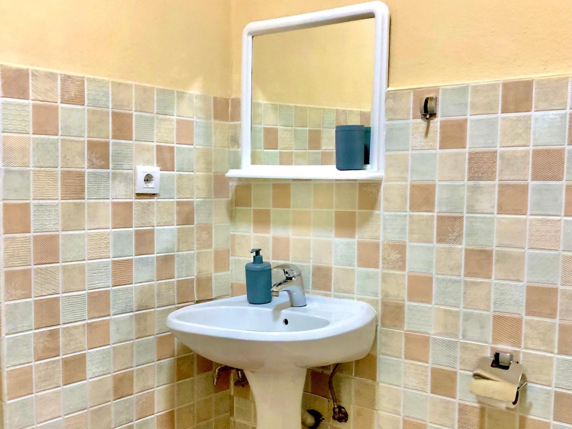Urban Boutique Hotel Пристина Стая снимка