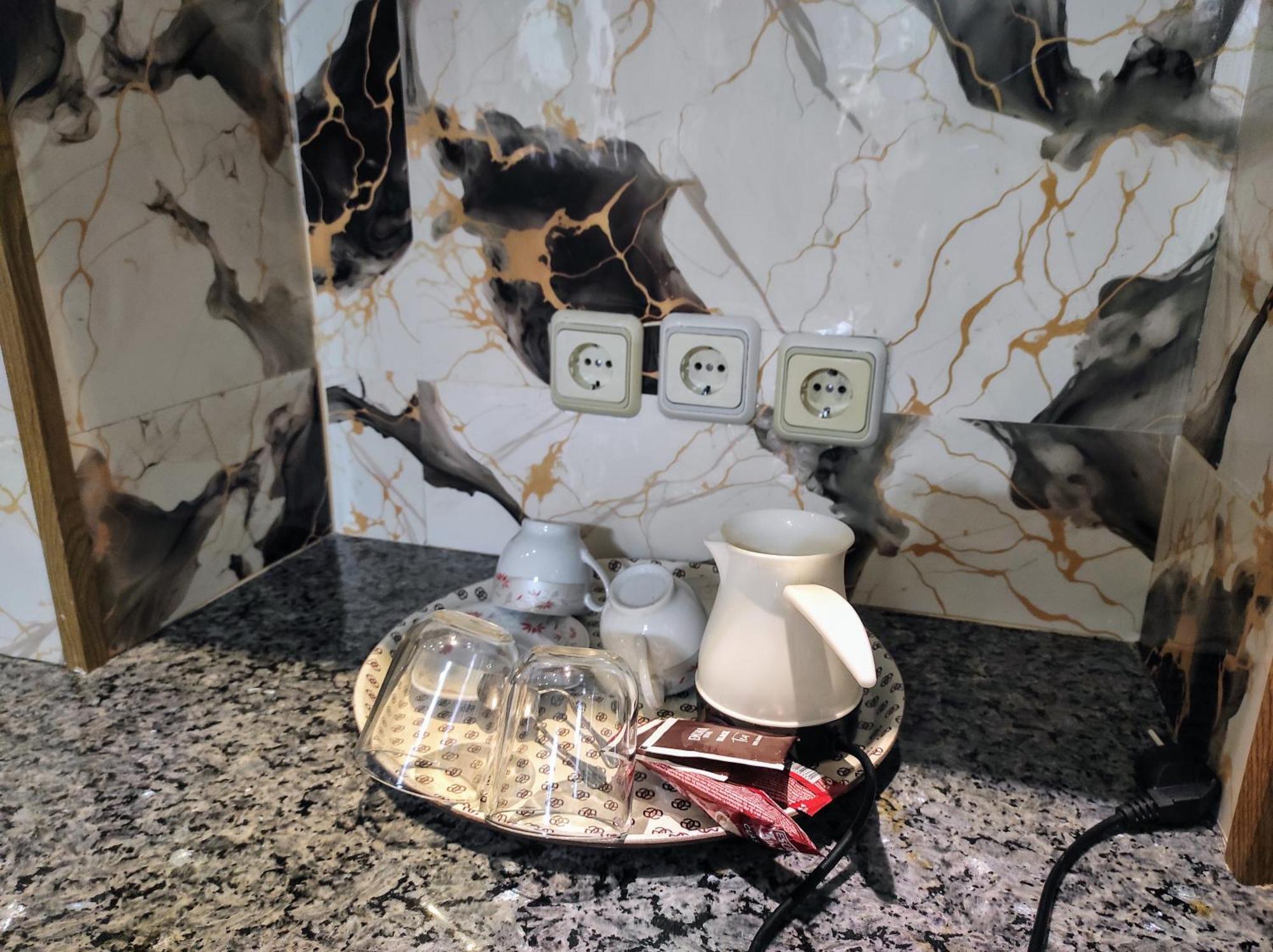 Urban Boutique Hotel Пристина Стая снимка