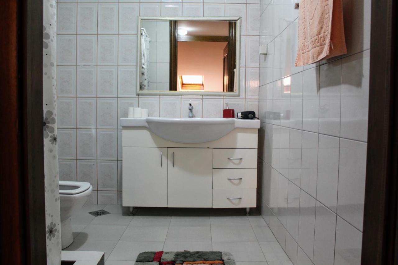 Urban Boutique Hotel Пристина Екстериор снимка